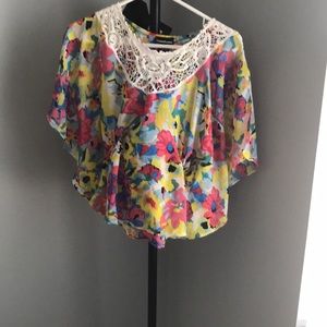 Super cute blouse